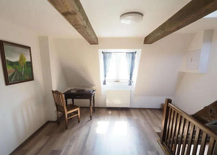Holiday home U Tri Cest Krasna Lipa